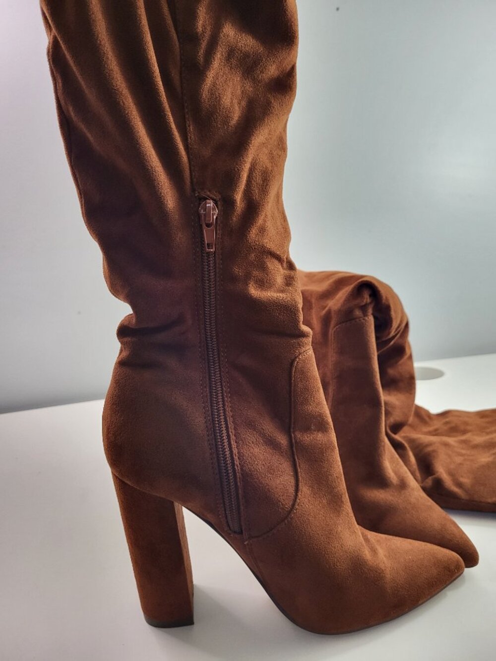 Life of the Party Brown Slouch Knee High Boots Pointed Toe High Heel Size 5.5